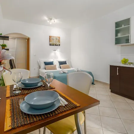 Pinia-marina * Poreč