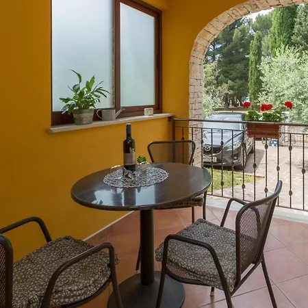 Apartmán Pinia-marina