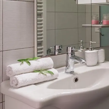 Pinia-marina * Poreč