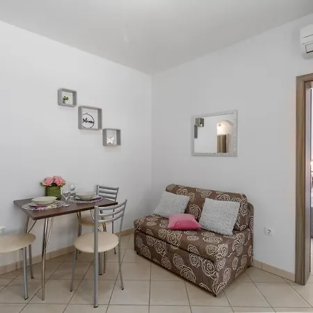 Pinia-marina * Poreč