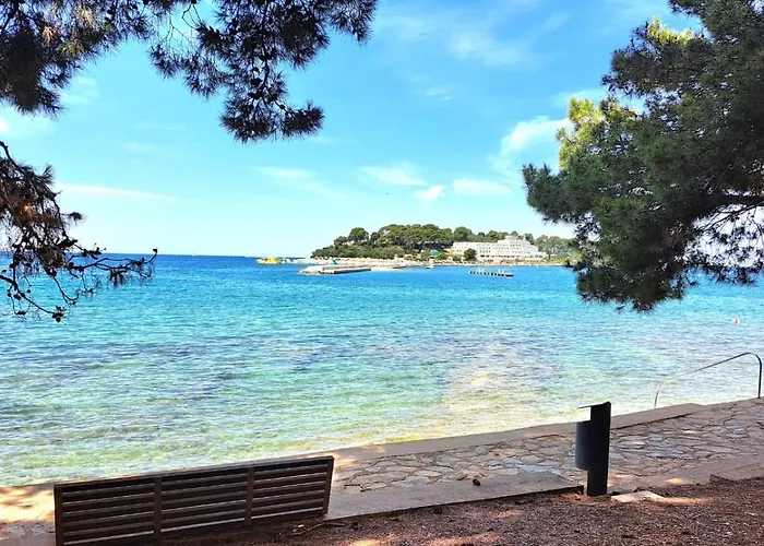 Pinia-marina Poreč