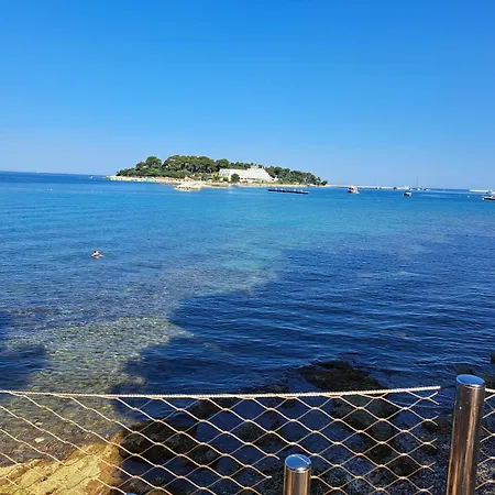 Pinia-marina Porec