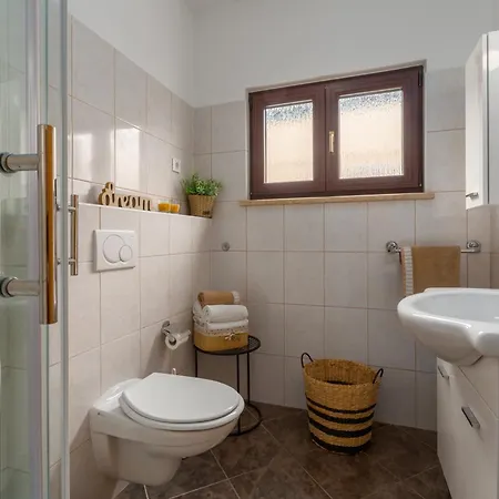 Pinia-marina Apartmán