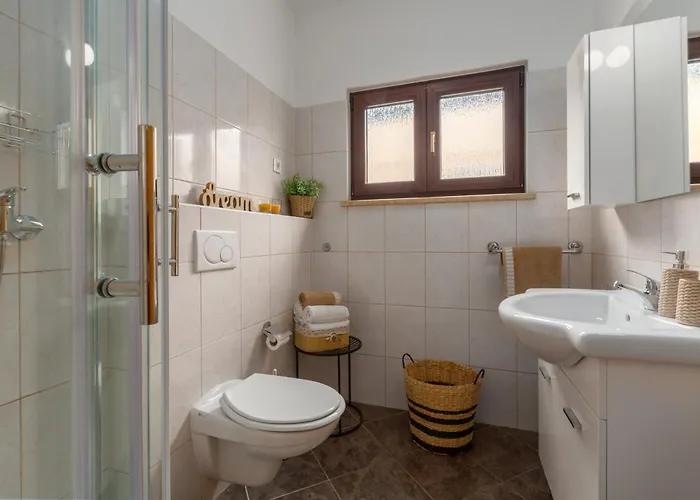 Pinia-marina Apartman