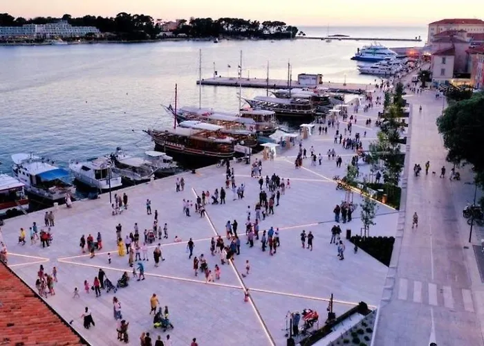 アパート Pinia-marina *